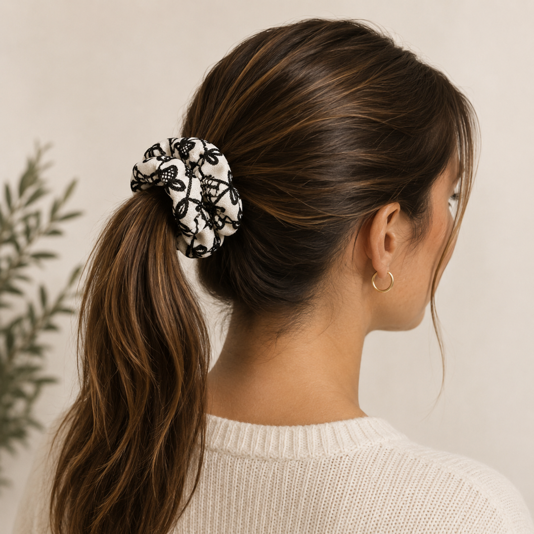 Toile hair tie