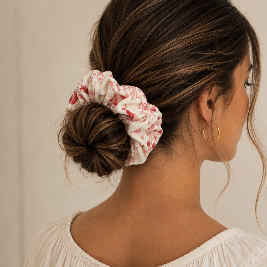 Toile hair tie